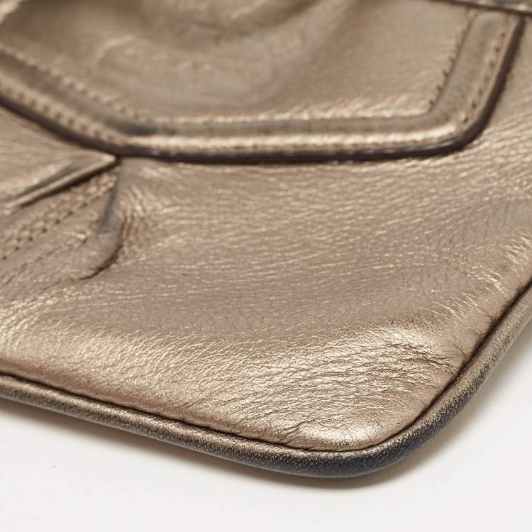 Pre Owned Coach Metallic Leather Zip Wristlet Clutch