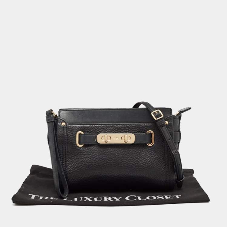 Pre Owned Coach Black Leather Swagger Wristlet Crossbody Bag