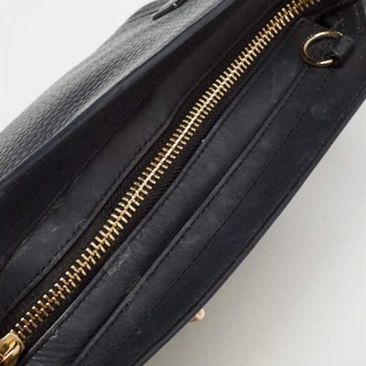 Pre Owned Coach Black Leather Swagger Wristlet Crossbody Bag