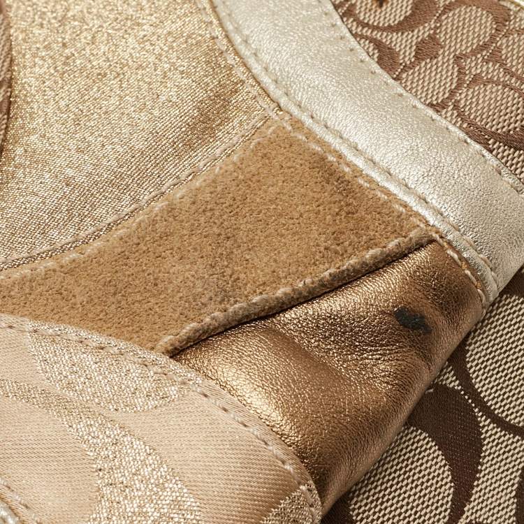 Pre Owned Coach Gold/Beige Signature Canvas, Leather and Suede Patchwork Tote
