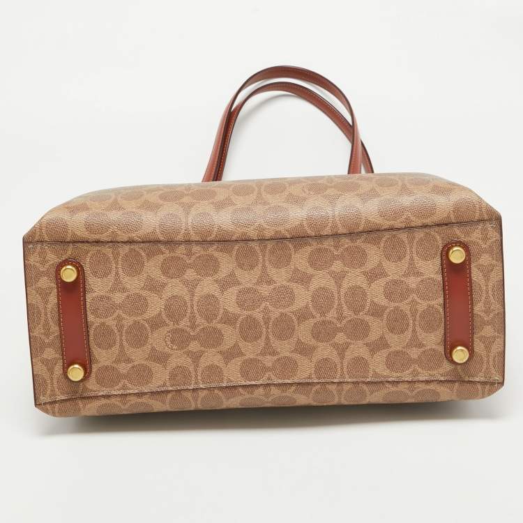Pre Owned Coach Brown/Beige Signature Coated Canvas Willow Tote
