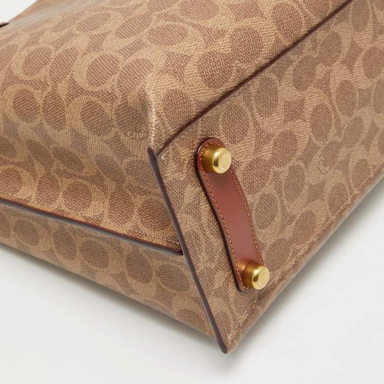 Pre Owned Coach Brown/Beige Signature Coated Canvas Willow Tote