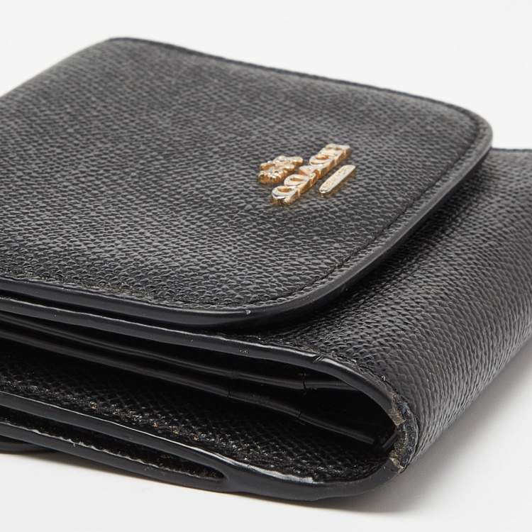 Pre Owned Coach Black Leather Trifold Compact Wallet