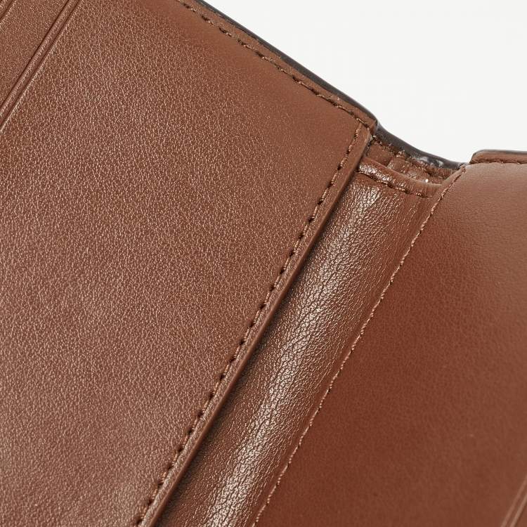 Pre Owned Coach Beige/Brown Signature Coated Canvas and Leather Trifold Wallet
