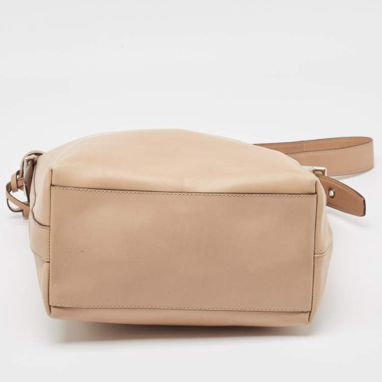 Pre Owned Coach Beige Leather Legacy Tassel Shoulder Bag