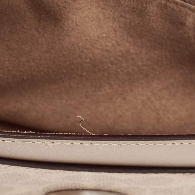 Pre Owned Coach Beige Signature Coated Canvas and Leather Tabby 26 Bag