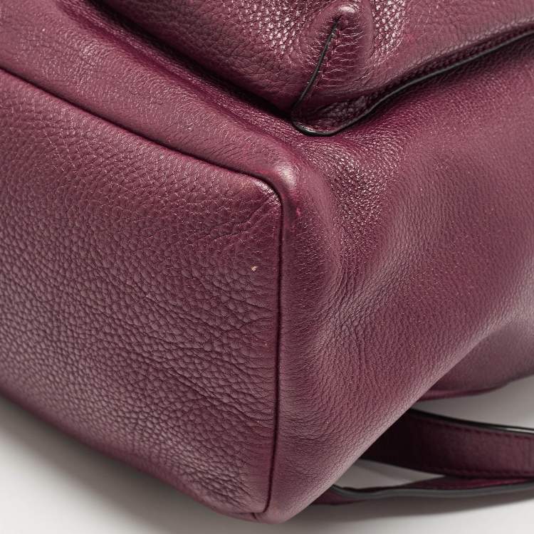 مملوكة مسبقًا Coach Burgundy Leather Drawstring Backpack