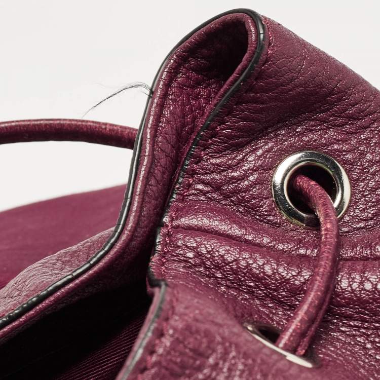 مملوكة مسبقًا Coach Burgundy Leather Drawstring Backpack