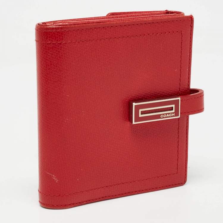 Pre Owned Coach Red Leather Metal Flap Compact Wallet