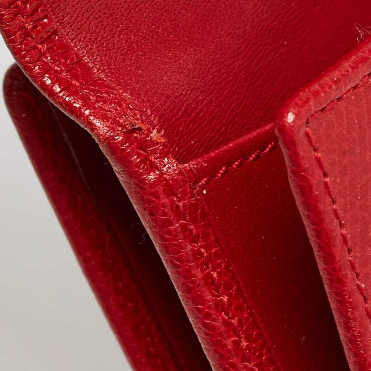 Pre Owned Coach Red Leather Metal Flap Compact Wallet