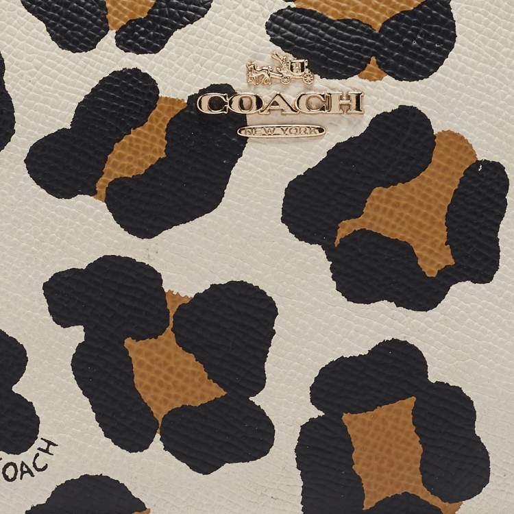 Pre Owned Coach Black/Brown Leopard Print Leather Zip Wristlet Pouch