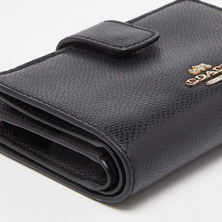 مملوكة مسبقًا Coach Black Leather Compact Wallet