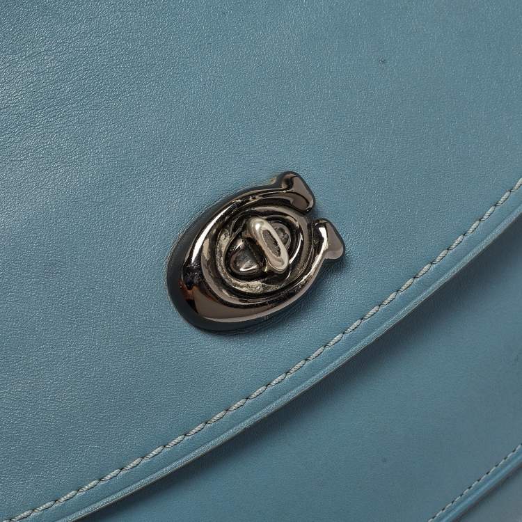مملوكة مسبقًا Coach Blue Leather Small Parker Chain Flap Shoulder Bag