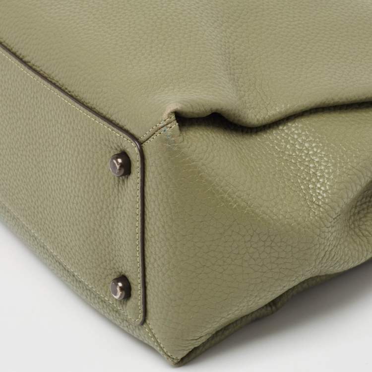 Pre Owned Coach Olive Green Leather Shay Shoulder Bag
