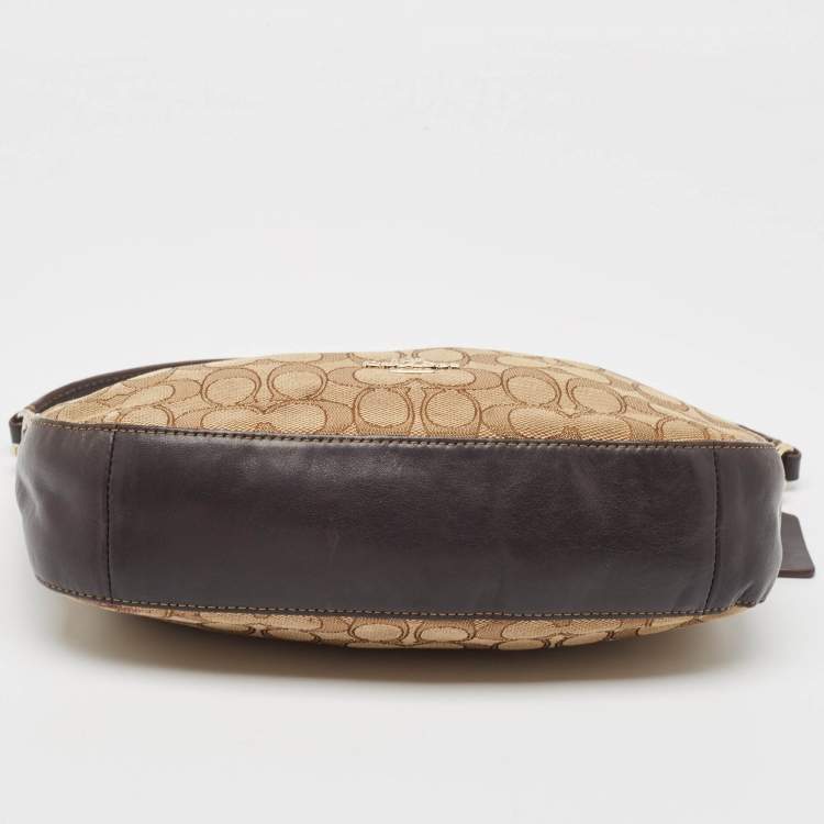 Pre Owned Coach Beige/Brown Signature Canvas and Leather Chelsea Hobo