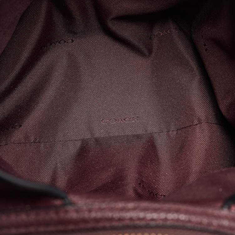مملوكة مسبقًا Coach Burgundy Leather Turnlock Edie Shoulder Bag