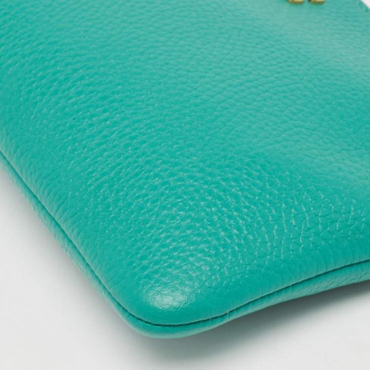Pre Owned Coach Green Leather Wristlet Zip Pouch