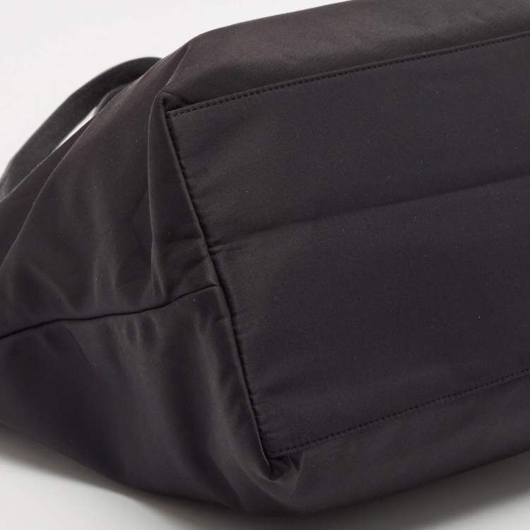 Pre Owned Cole Haan Black Nylon Zip Shopper Tote