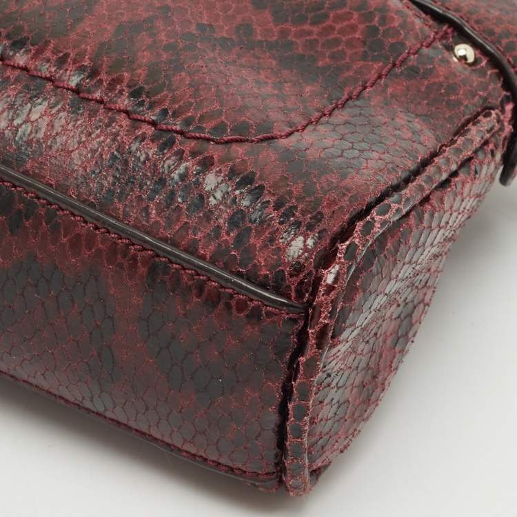 Pre Owned Cole Haan Burgundy Snakeskin Embossed Leather Zip Crossbody Bag