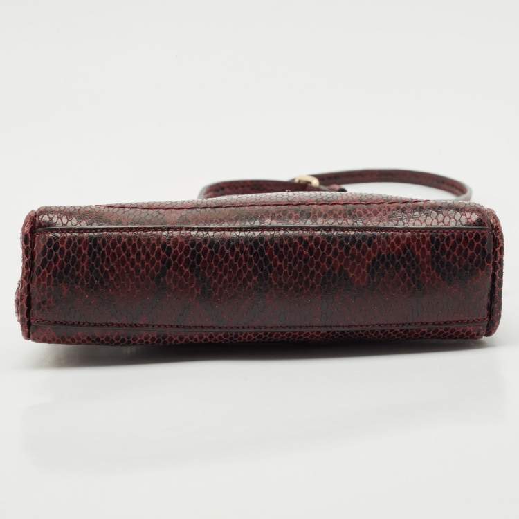 Pre Owned Cole Haan Burgundy Snakeskin Embossed Leather Zip Crossbody Bag