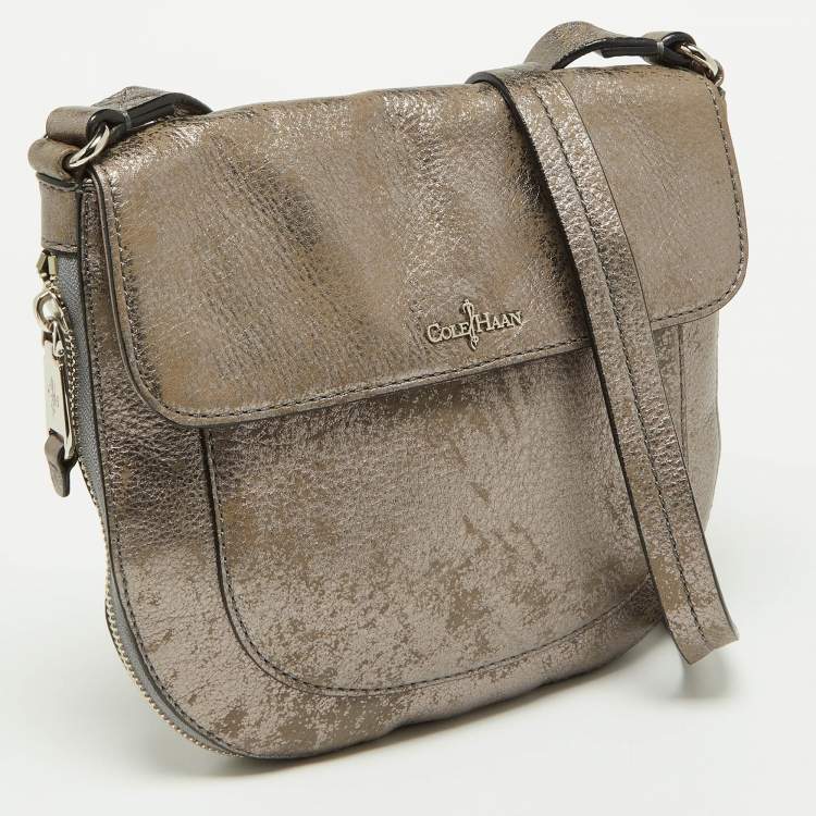 Pre Owned Cole Haan Metallic Grey Leather Flap Zip Round Crossbody Bag