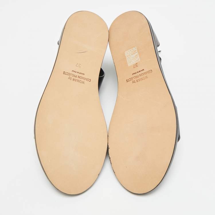 مملوكة مسبقًا Common Projects Track Classic Size 37 Black Leather Ankle Strap Flat Sandals
