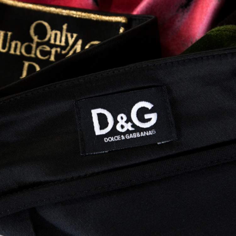 Pre Owned D & G Only Under 40 Vintage Black Rose Printed Satin Pencil Skirt L