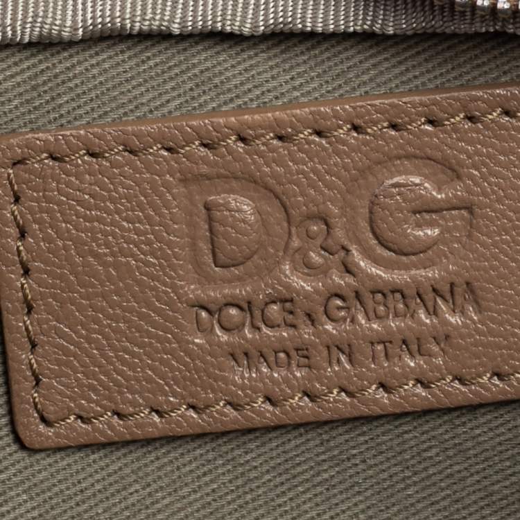 Pre Owned  D&G Beige Quilted Leather Triple Zip Pouch 