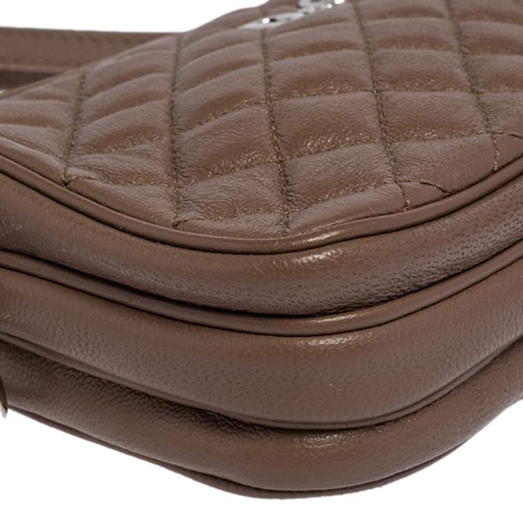 Pre Owned  D&G Beige Quilted Leather Triple Zip Pouch 