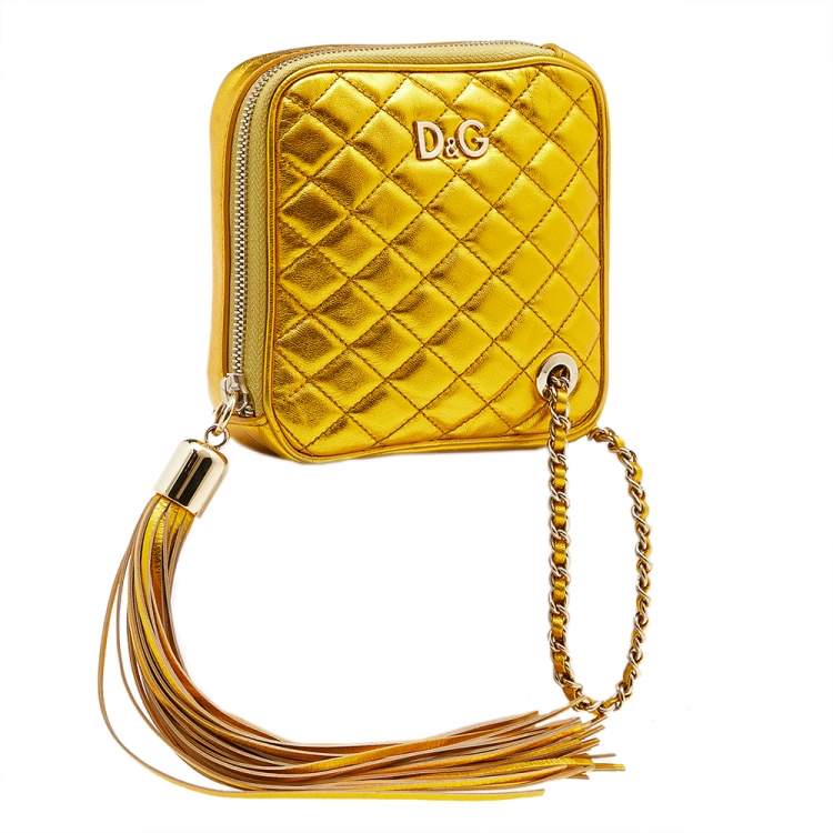 Pre Owned D&G Gold Quilted Leather Tassel Wristlet Clutch