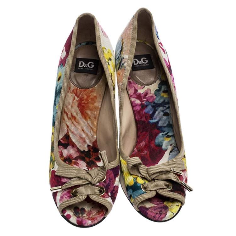 Pre Owned D and G Multicolor Floral Printed Fabric Bow Peep Toe Pumps 37