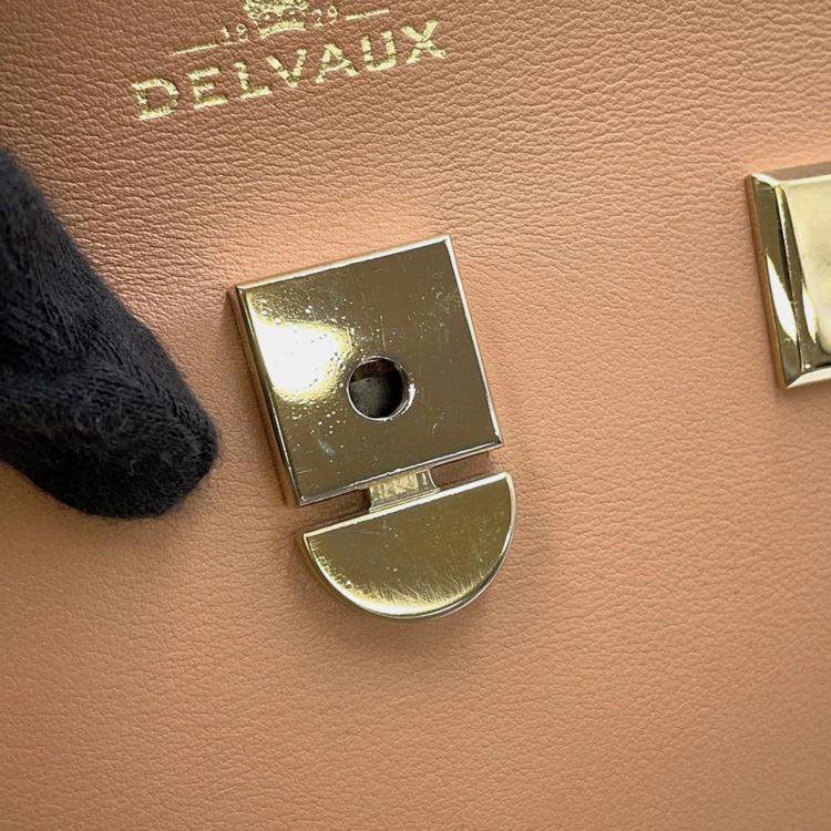 Pre Owned Delvaux Tempe MM Beige Leather Handbag