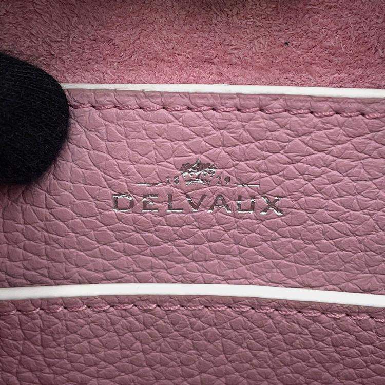 مملوكة مسبقًا Delvaux Cool Box Pink Grained Calf Leather Size Mini