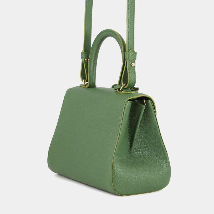 مملوكة مسبقًا Delvaux Brillon 2Way Handbag Green Leather Size Mini