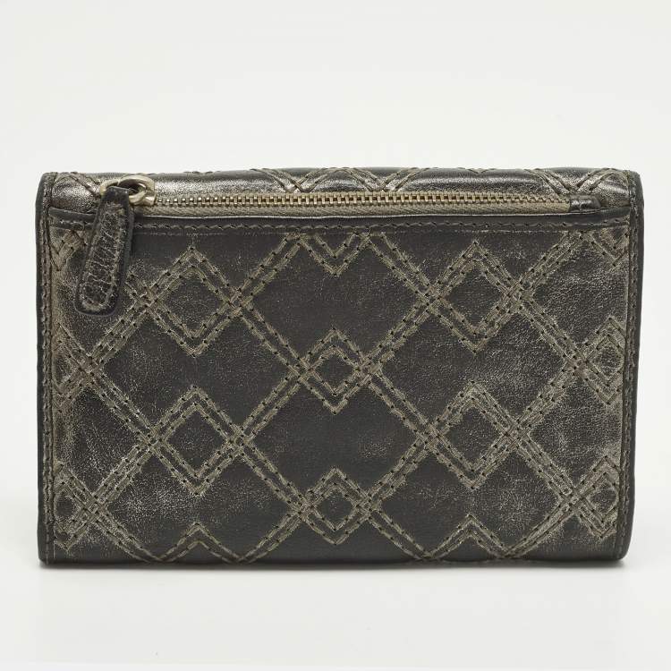 مملوكة مسبقًا D&G Logo Stitched Grey Leather Trifold Wallet
