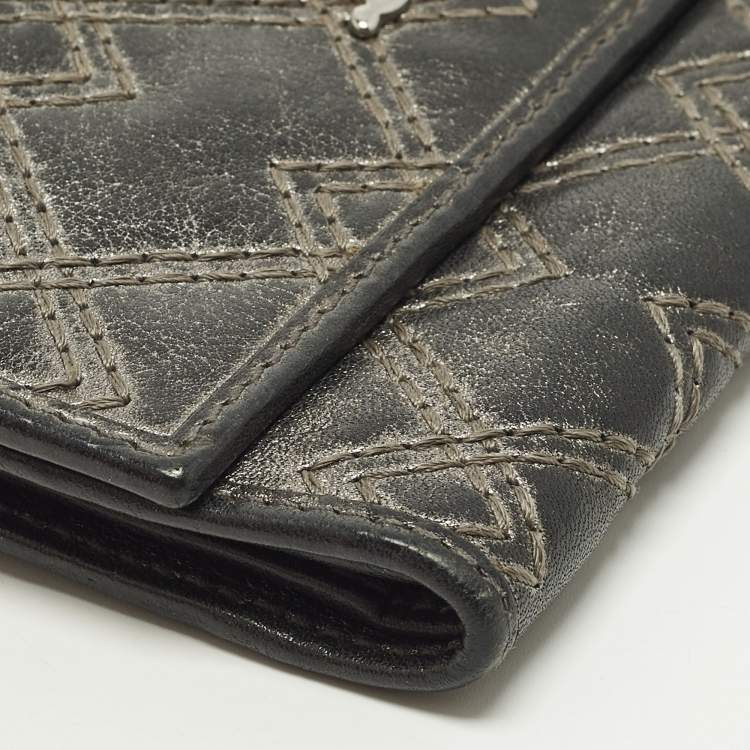 مملوكة مسبقًا D&G Logo Stitched Grey Leather Trifold Wallet