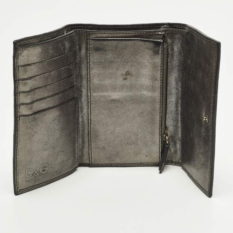 مملوكة مسبقًا D&G Logo Stitched Grey Leather Trifold Wallet