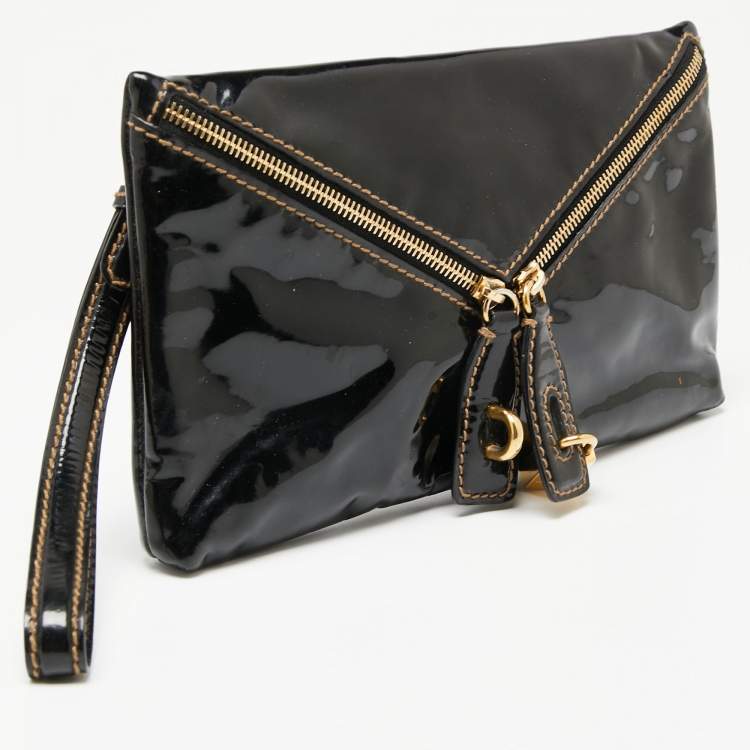 Pre Owned D&G Black Patent Leather Lock Envelope Clutch
