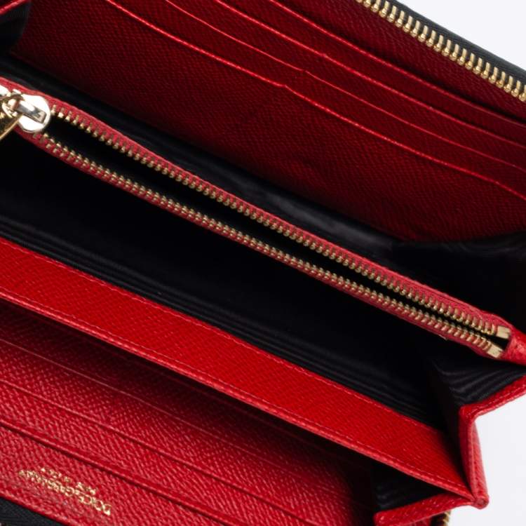 Pre Owned Dolce & Gabbana Beige/Brown Leopard Print Coated Canvas Zip Around Wallet