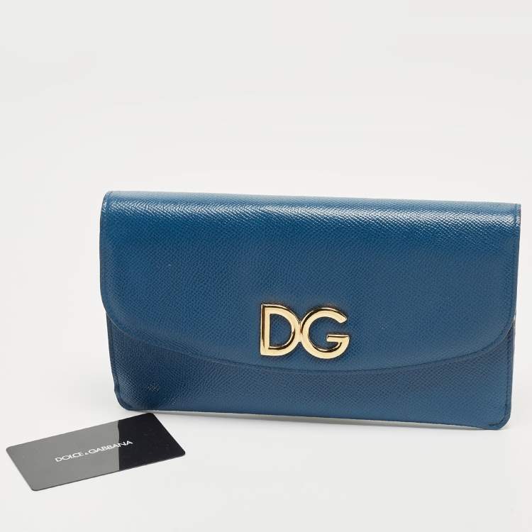 Pre Owned Dolce & Gabbana Blue Grained Leather DG Logo Flap Chain Clutch
