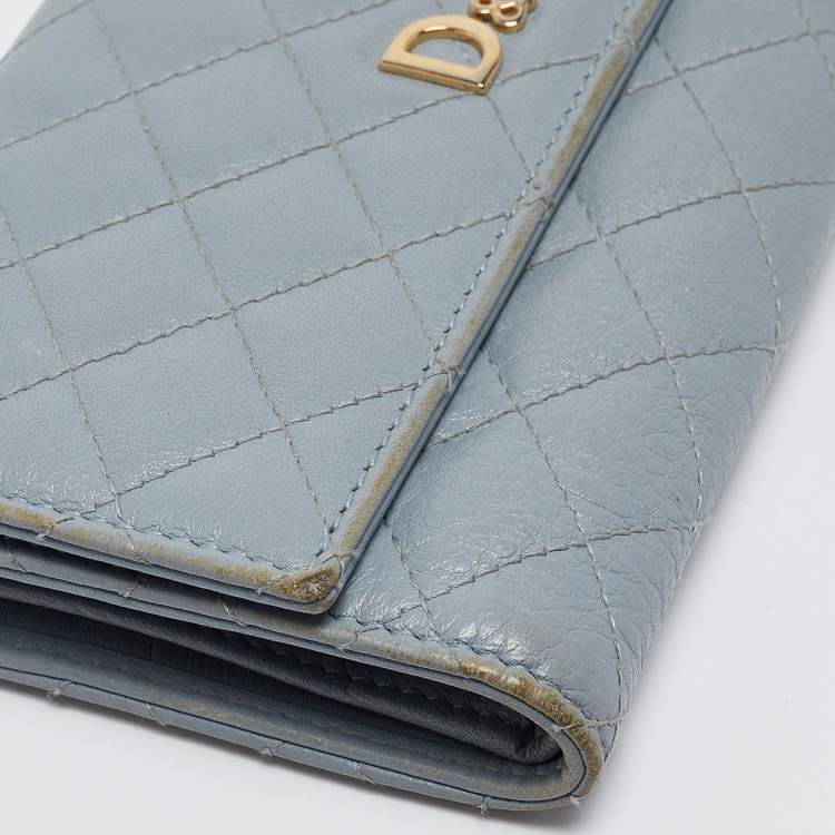 Pre Owned D&G Light Blue Quilted Leather Continental Wallet