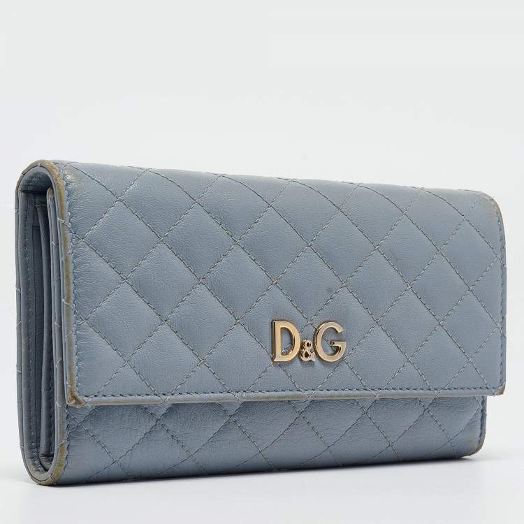 Pre Owned D&G Light Blue Quilted Leather Continental Wallet