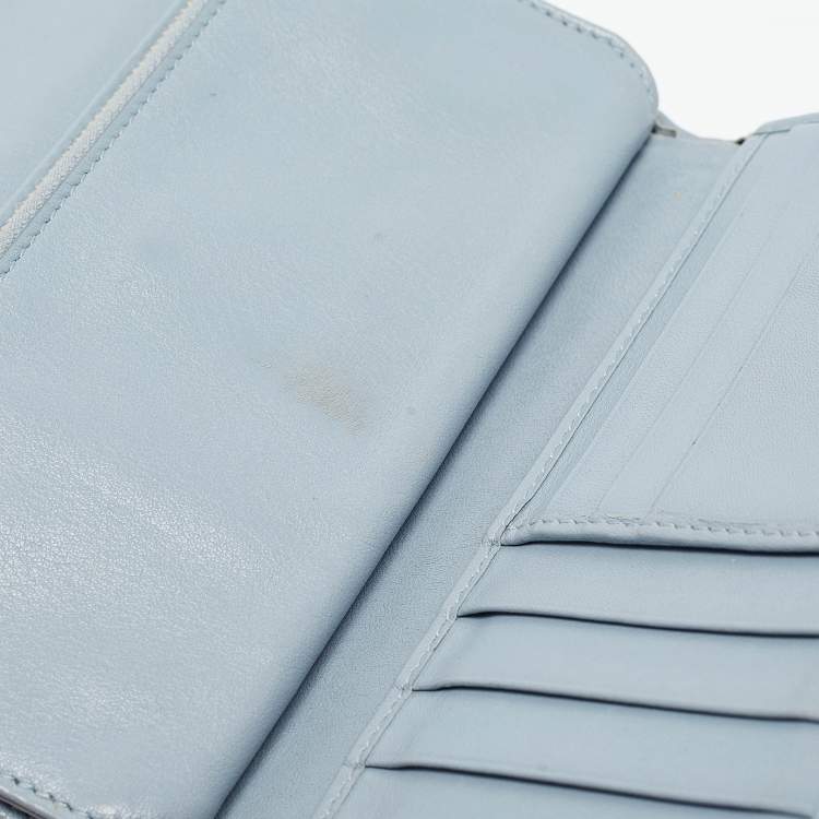 Pre Owned D&G Light Blue Quilted Leather Continental Wallet
