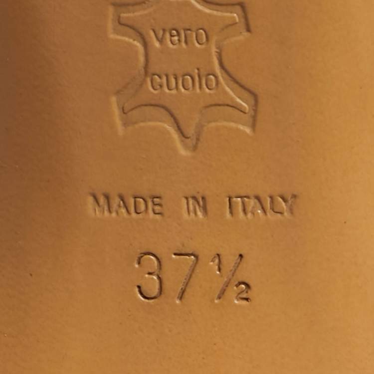 Pre Owned D&G Multicolor Brocade Fabric Round Toe Pumps Size 37.5