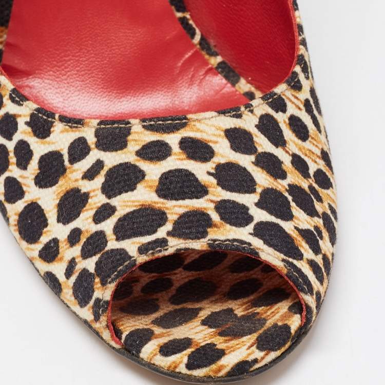 Pre Owned D&G  Brown/Cream Canvas Leopard Printed Peep Toe Pumps Size 39