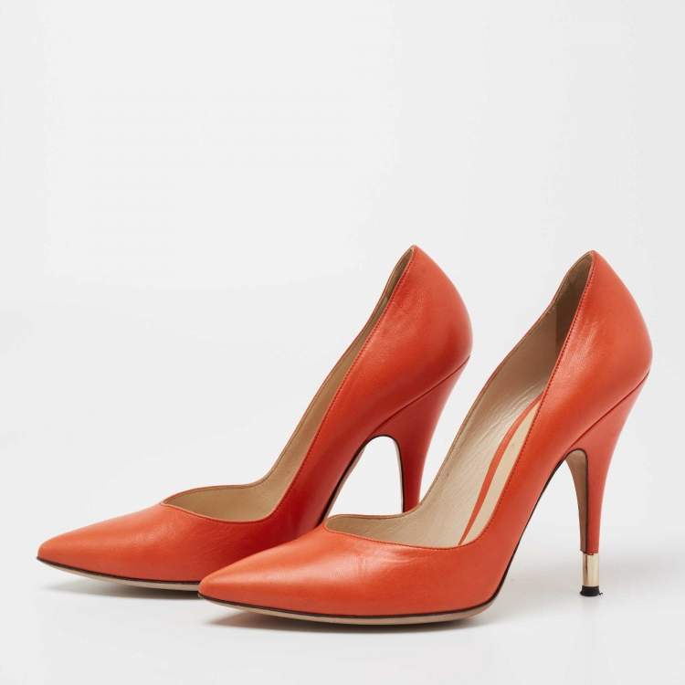Pre Owned D&G Orange Leather Pointed Toe Pumps Size 40