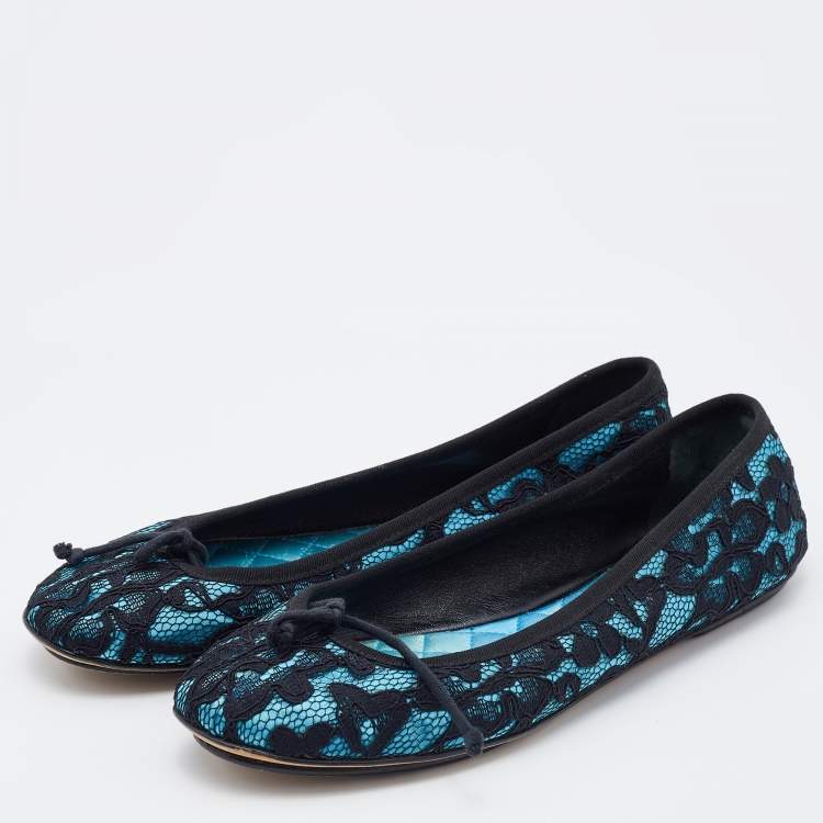 Pre Owned D&G Black/Blue Lace and Satin Bow Ballet Flats Size 39