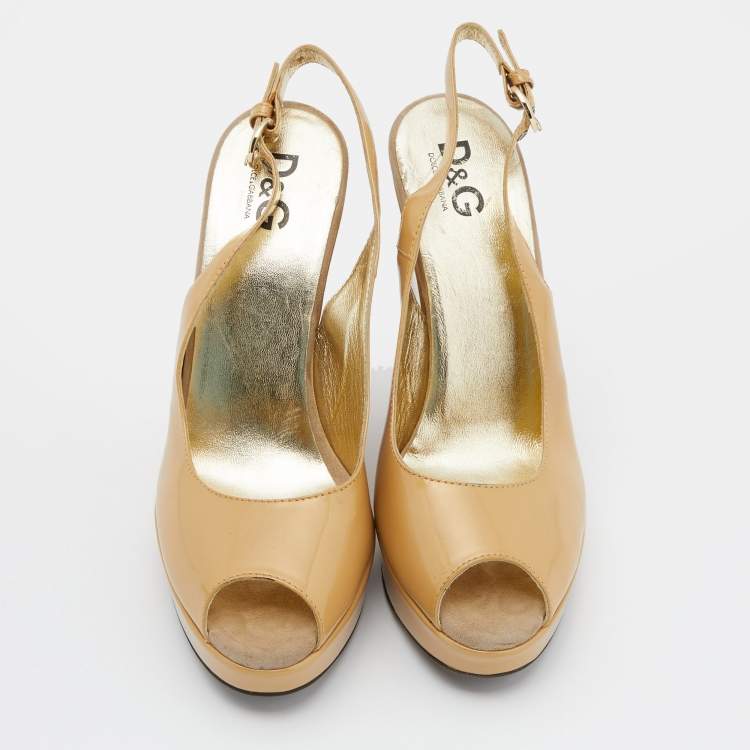 Pre Owned D&G Beige Patent Leather Peep Toe Slingback Wedge Sandals Size 38.5