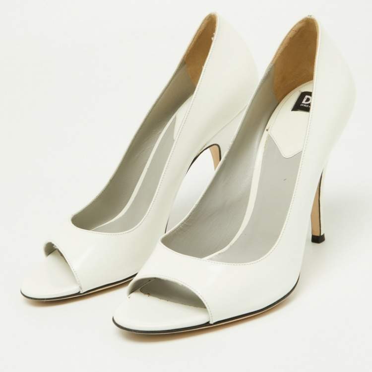 Pre Owned D&G Off White Patent Leather Peep Toe Pumps Size 39