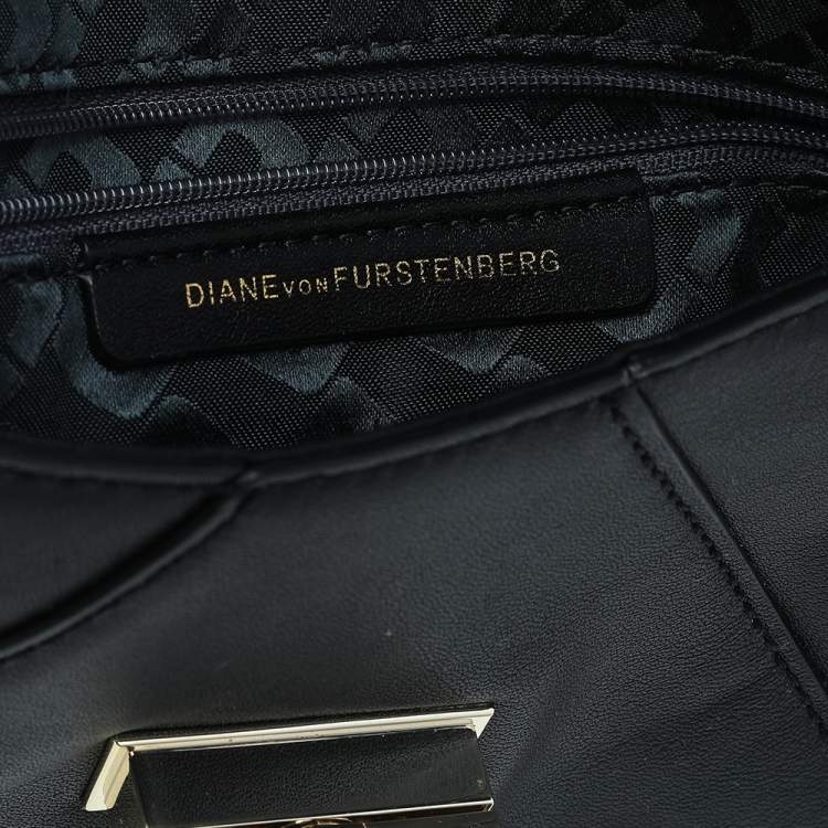 Pre Owned Diane von Furstenberg Black Leather Turnlock Folio Fringe Clutch